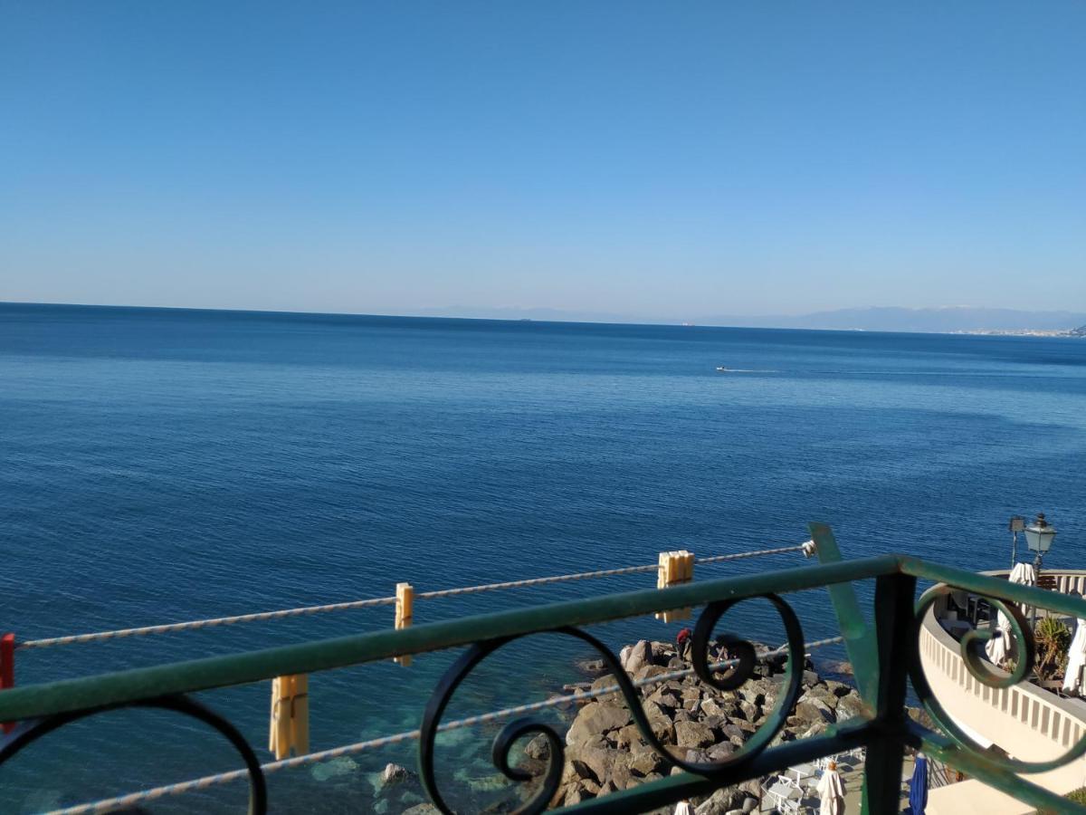 La Priaguea - House Beach Камогли Екстериор снимка